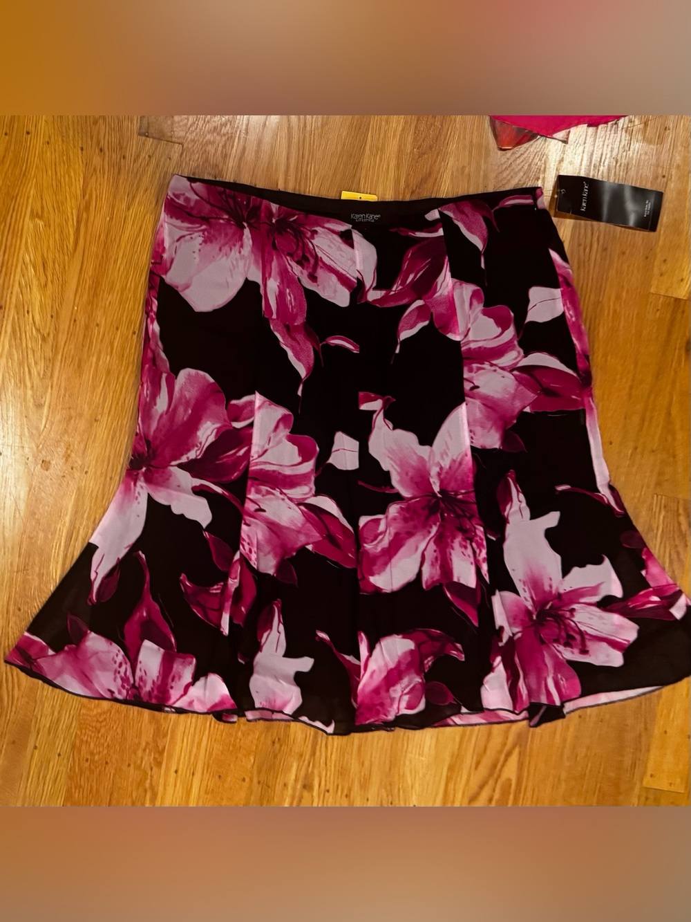 Karen Kane Flared Fluted Skirt, NWT Sz XL